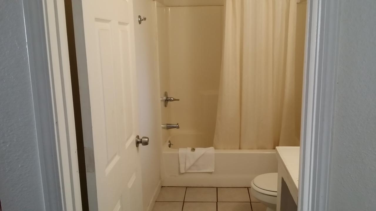 Redwood Inn וויליטס מראה חיצוני תמונה