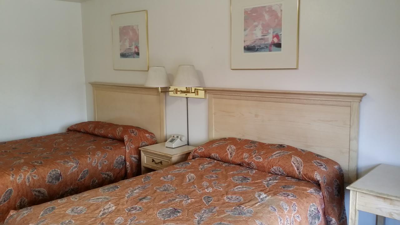Redwood Inn וויליטס מראה חיצוני תמונה